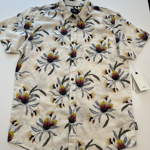 Rip Curl SWC Banksia Short Sleeve Woven Shirt NWT Mens Size Small - Picture 4 of 11